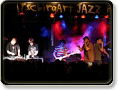 2009-04 Viva la muerte